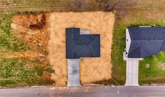 108 Skylar Dr, Auburn, KY 42206