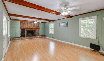 1916 Forest Dr, Camden, SC 29020