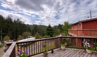 19921 WHALESHEAD Rd M2, Brookings, OR 97415