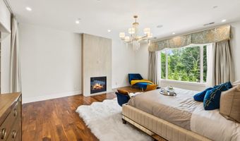 8880 BRADLEY Blvd, Bethesda, MD 20817