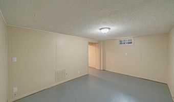 210 11th Ave SW, Altoona, IA 50009