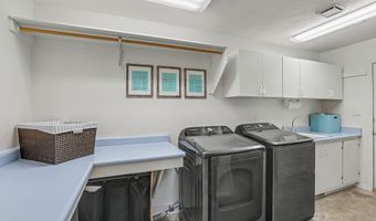 1008 Parkland Pl SE, Albuquerque, NM 87108