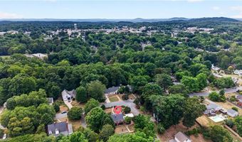203 Ridgecrest Rd, Asheboro, NC 27203