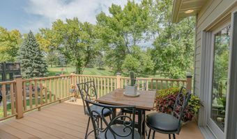 932 Emerald Pines Dr, Arnolds Park, IA 51331
