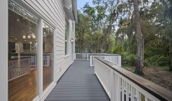 209 Cottage Farm Dr, Beaufort, SC 29902