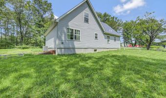 207 Game Ln, Blakeslee, PA 18610