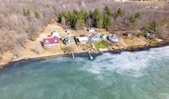 692 Lake 16 Dr, Allegan, MI 49010