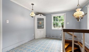 22 Oakland Cir, Abington, MA 02351