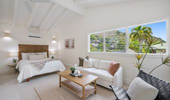 223 Lanipo Dr, Kailua, HI 96734