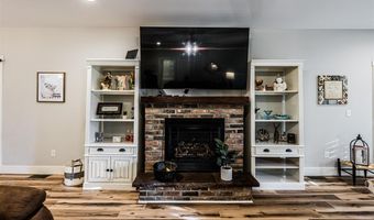 1361 Walkers Chapel Rd, Adolphus, KY 42120