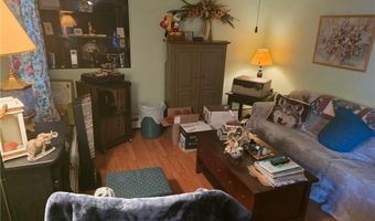 95 Angell Ave, North Providence, RI 02911