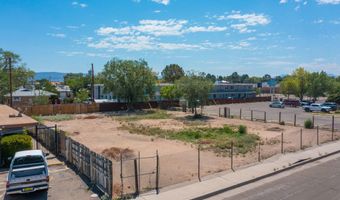 1124 Arizona St St SE, Albuquerque, NM 87108