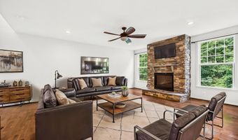 24823 BARRINGTON GROVE Ct, Aldie, VA 20105
