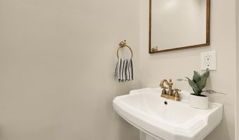 3931 MASSACHUSETTS Ave NW, Washington, DC 20016