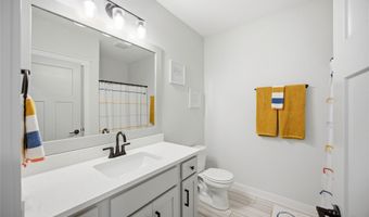 5506 NW 17th St, Ankeny, IA 50023