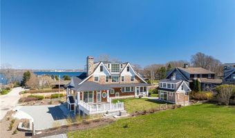 30 Walcott Ave, Jamestown, RI 02835