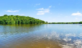 7261 Driftwood Dr SE, Ada, MI 49301