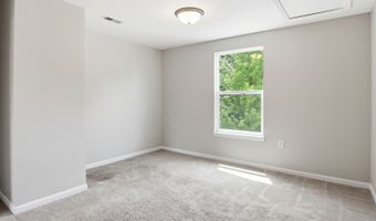 615 Highland Ave, Antioch, IL 60002