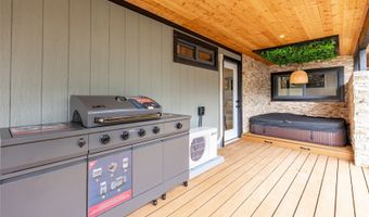 1193 Kika Pl, Kailua, HI 96734