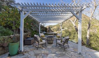 29068 Lake, Agoura Hills, CA 91301