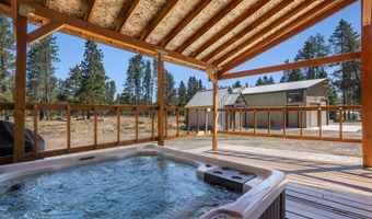 17812 Old Wood Rd, Bend, OR 97707