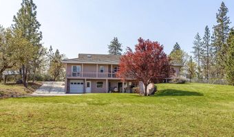 2703 Hammel Rd, Eagle Point, OR 97524