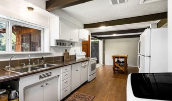 255 Red Alder Rd, Careywood, ID 83809