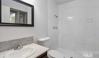 2304 N Montana Ave, Caldwell, ID 83605