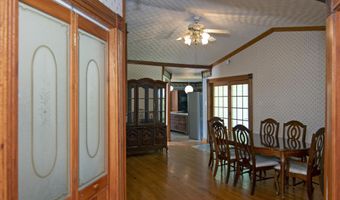 213 Patterson Creek Dr, Alderson, WV 24910