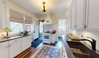 315 W Fountain St, Albert Lea, MN 56007