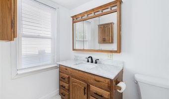6 Mill St, North Smithfield, RI 02896