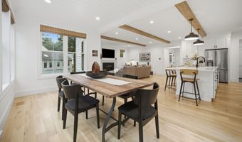 43 Oak Ridge Dr, Avon, CT 06001