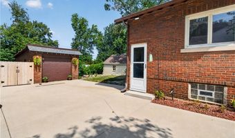 156 Woodhill Dr, Amherst, OH 44001