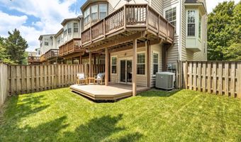 6747 APPLEMINT Ln, Alexandria, VA 22310