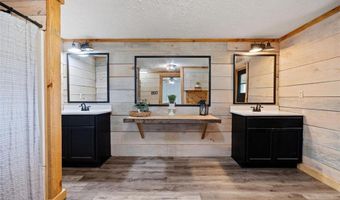 215 Erwin Rd, Adairsville, GA 30103