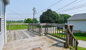 1314 NAVARINO St, Algoma, WI 54201