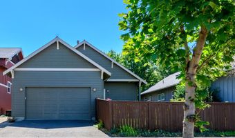 62736 Larkview Rd, Bend, OR 97701