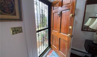 167 Coggeshall Ave A, Newport, RI 02840