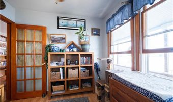 22 Harrison St, Bristol, RI 02809