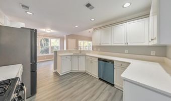 4804 Thicket Path NW, Acworth, GA 30102