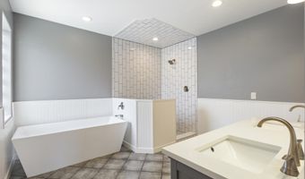 35310 S Pinnacle Pl, Black Canyon City, AZ 85324