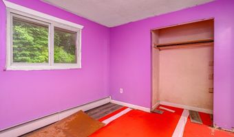 61 Barry Rd, Worcester, MA 01609