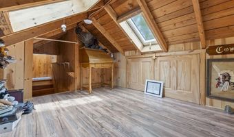 33 Lilly Ln, Appleton, ME 04862