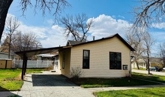 822 Harding St, Belle Fourche, SD 57717