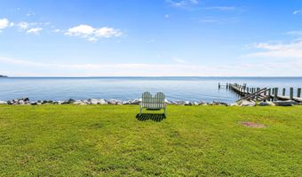 511 Neuse Village Rd 1, Arapahoe, NC 28510
