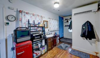 107 E 7th Ave, Arkansas City, KS 67005