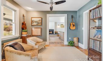 22 Kenilwood Pl, Asheville, NC 28803