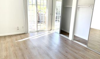30725 Mainmast Dr, Agoura Hills, CA 91301
