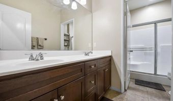 2928 Burnet Dr, Escondido, CA 92027