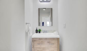 127 Maitland Dr, Alameda, CA 94502